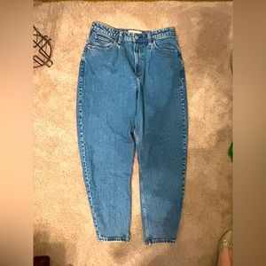 Abercrombie Mom Jeans